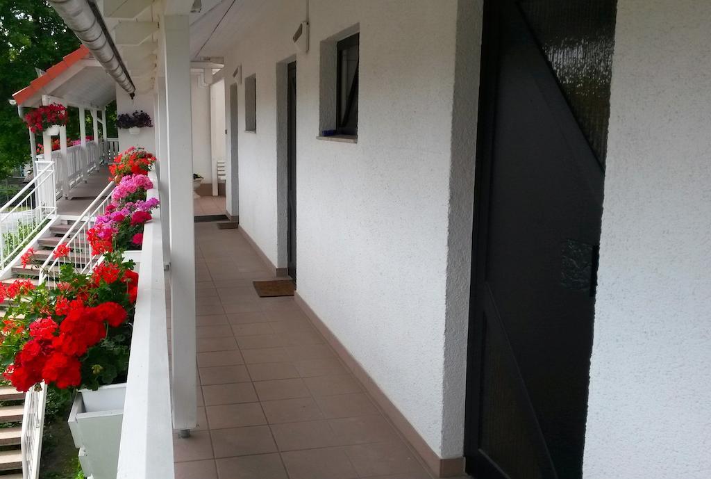 Pension Geranienhof Stahnsdorf Exterior photo